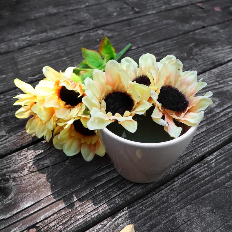 FLOFARE Pack of 6 Round Floral Foam Blocks for Fresh and Artificial Flowers, (6" X 1.5"), Dry & Wet Green Flower Foam for Flower Arrangements and Florist Supplies - Image 5